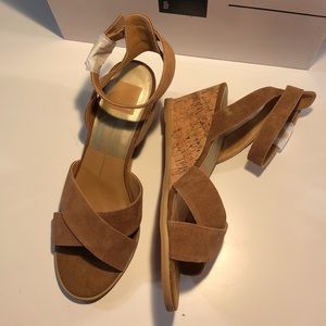 dolce vita lia suede wedge sandal